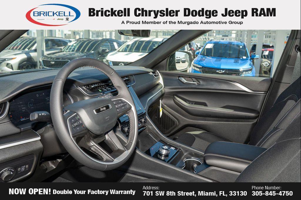 new 2025 Jeep Grand Cherokee L car, priced at $35,989