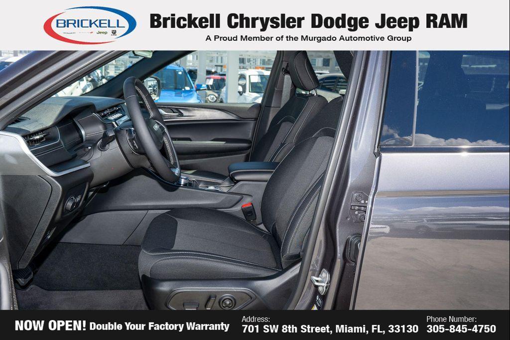 new 2025 Jeep Grand Cherokee L car, priced at $35,989