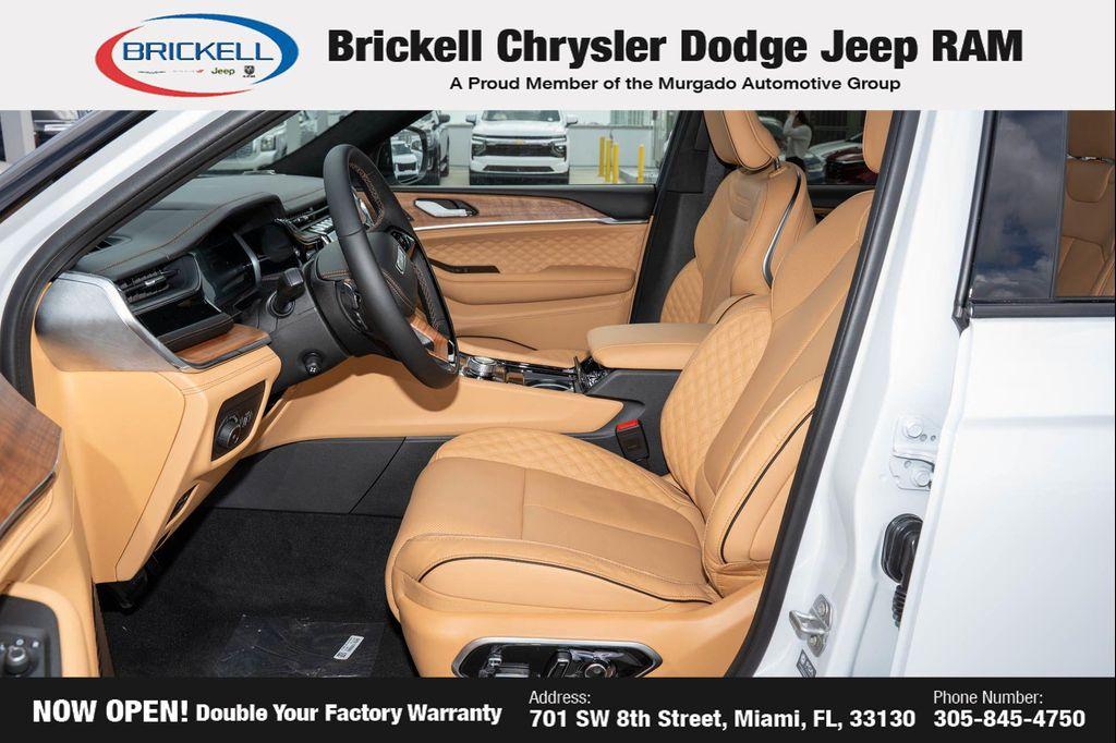 new 2025 Jeep Grand Cherokee car, priced at $60,569