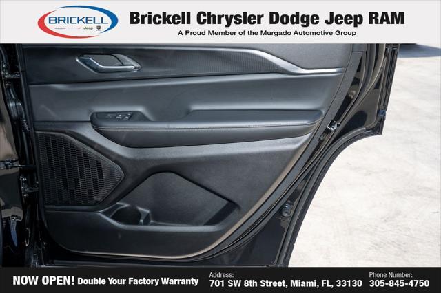 new 2025 Jeep Grand Cherokee L car, priced at $30,489