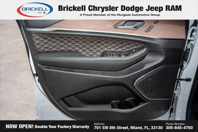 new 2025 Jeep Grand Cherokee L car, priced at $52,285