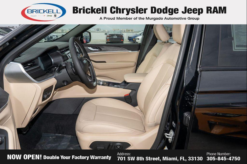 new 2025 Jeep Grand Cherokee car, priced at $42,631