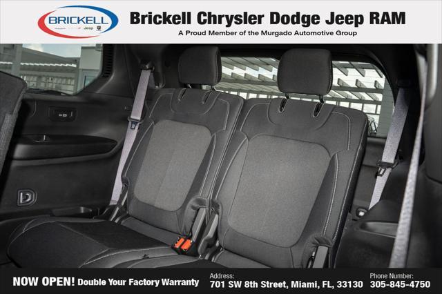 new 2025 Jeep Grand Cherokee L car, priced at $33,599