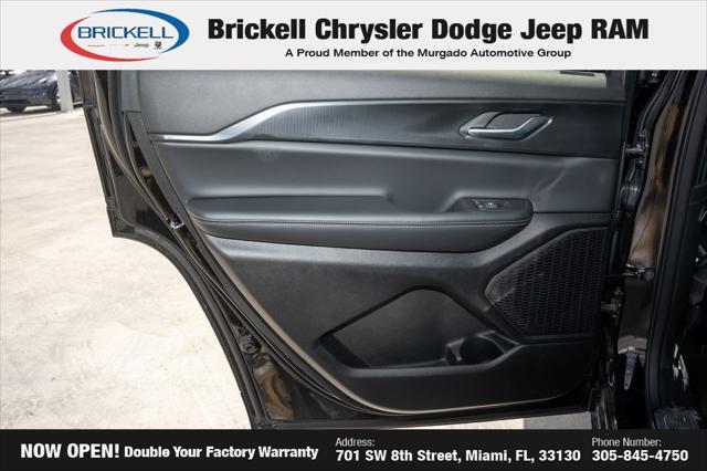 new 2025 Jeep Grand Cherokee L car, priced at $33,599