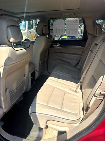 used 2015 Jeep Grand Cherokee car, priced at $10,999