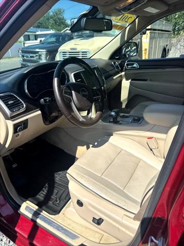 used 2015 Jeep Grand Cherokee car, priced at $10,999