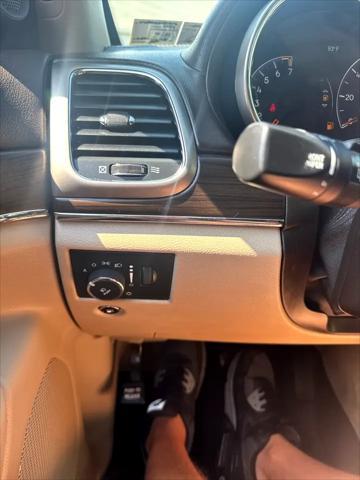 used 2015 Jeep Grand Cherokee car, priced at $10,999