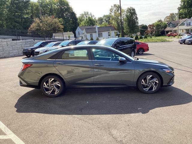 new 2025 Hyundai Elantra car, priced at $27,235