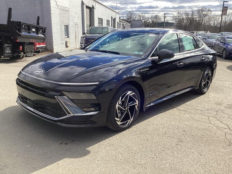 new 2024 Hyundai Sonata car, priced at $30,912