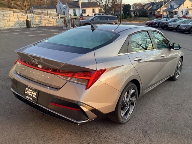 new 2025 Hyundai Elantra car, priced at $26,443