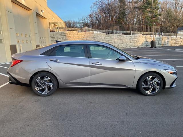 new 2025 Hyundai Elantra car, priced at $26,443