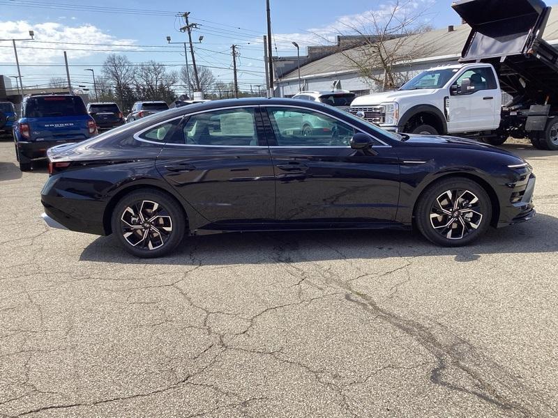 new 2024 Hyundai Sonata car, priced at $29,462