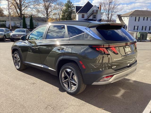 new 2025 Hyundai Tucson car, priced at $33,020