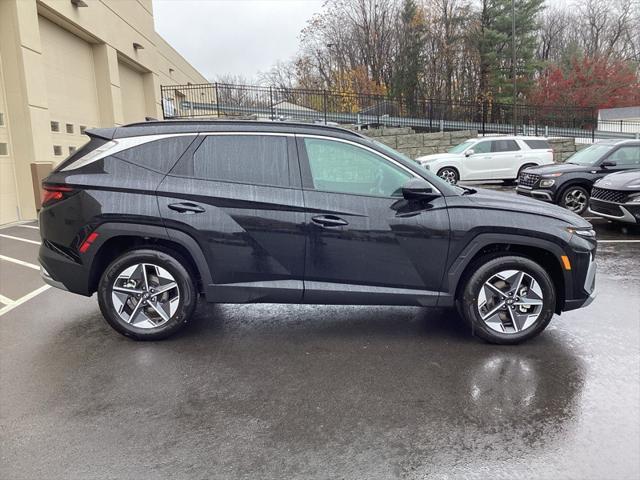 new 2025 Hyundai Tucson car, priced at $32,677