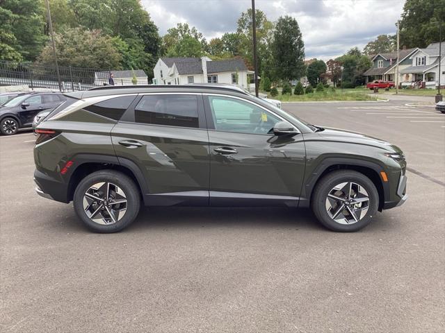 new 2025 Hyundai Tucson car, priced at $35,008