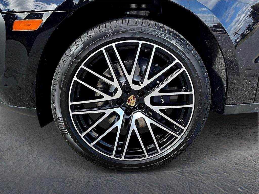 new 2026 Porsche Macan car