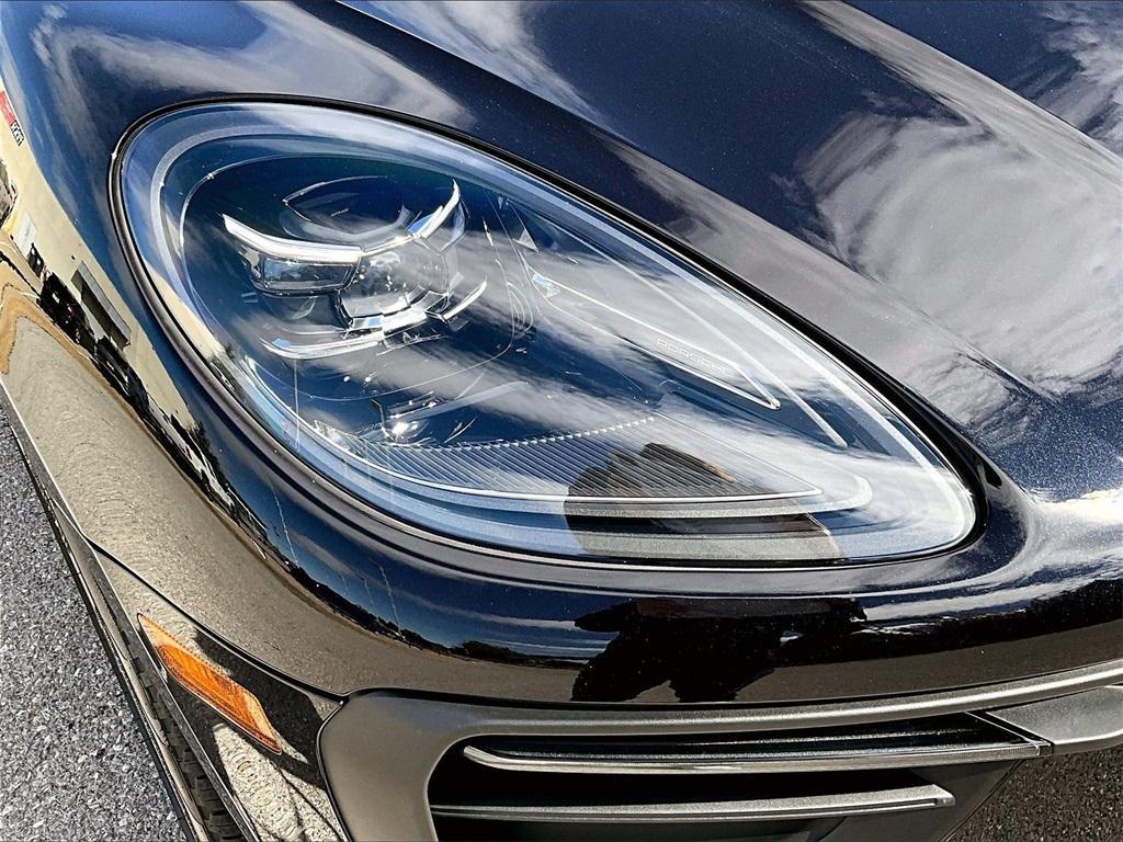 new 2026 Porsche Macan car