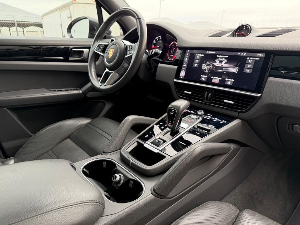 used 2019 Porsche Cayenne car, priced at $43,658