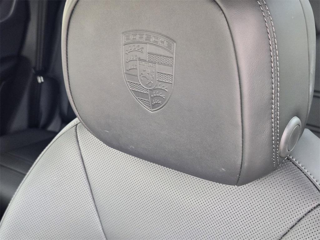 new 2025 Porsche Cayenne car