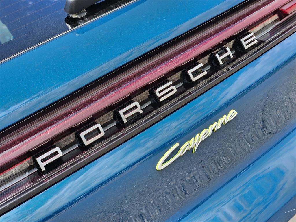 new 2025 Porsche Cayenne car, priced at $112,735