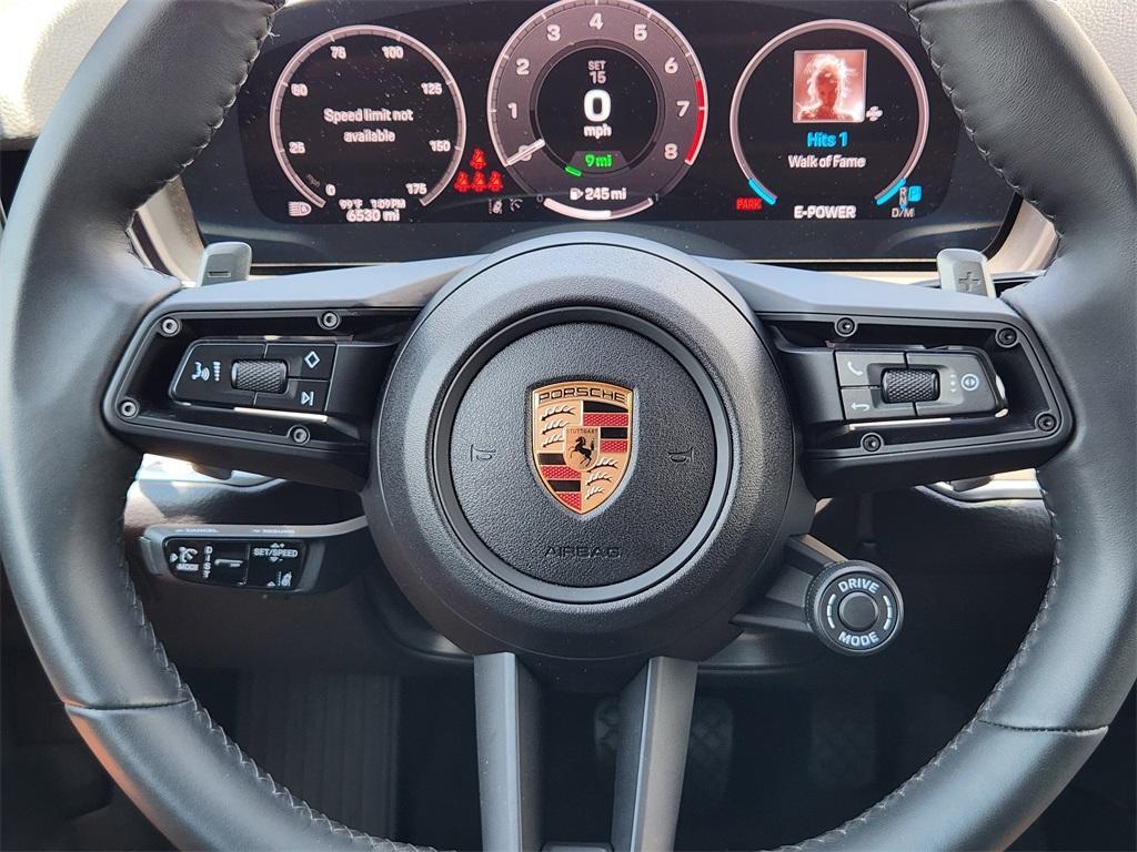 new 2025 Porsche Cayenne car, priced at $112,735