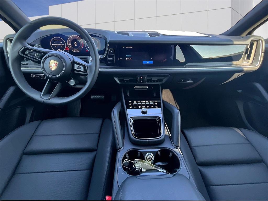 new 2025 Porsche Cayenne car, priced at $109,835