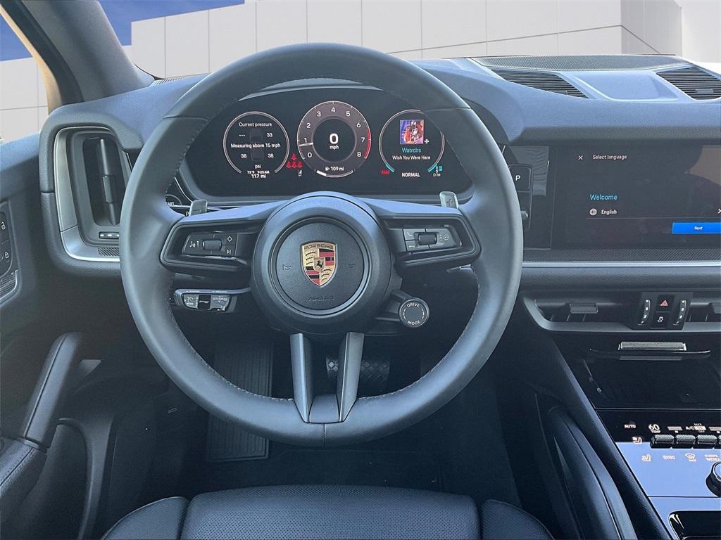 new 2025 Porsche Cayenne car, priced at $109,835