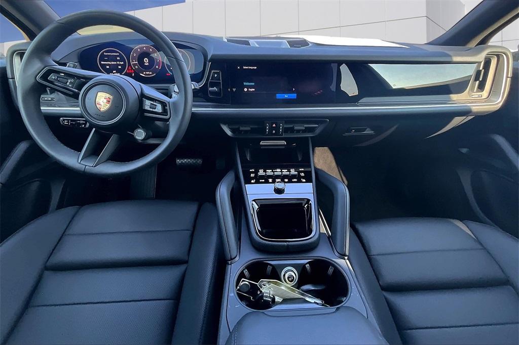 new 2025 Porsche Cayenne car, priced at $109,835