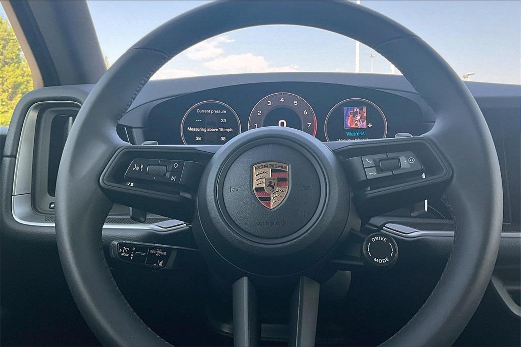 new 2025 Porsche Cayenne car, priced at $109,835