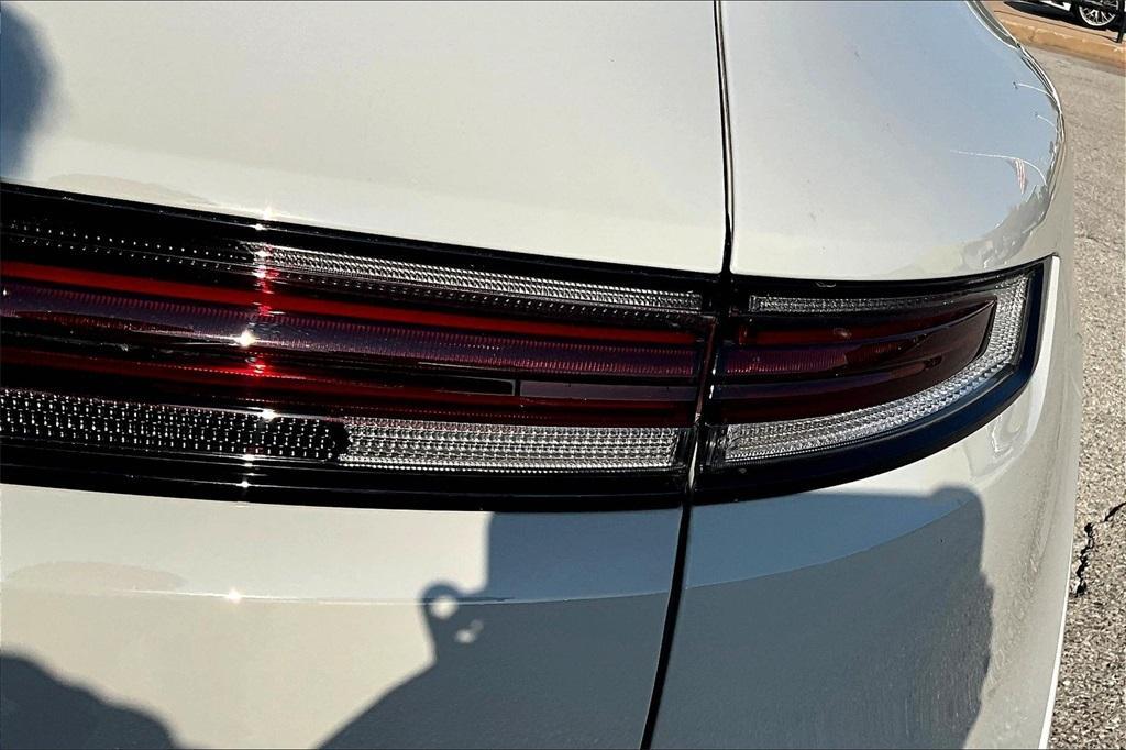 new 2025 Porsche Cayenne car, priced at $109,835