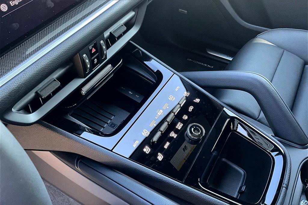 new 2025 Porsche Cayenne car, priced at $109,835