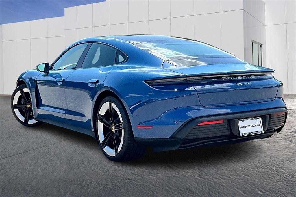 new 2025 Porsche Taycan car