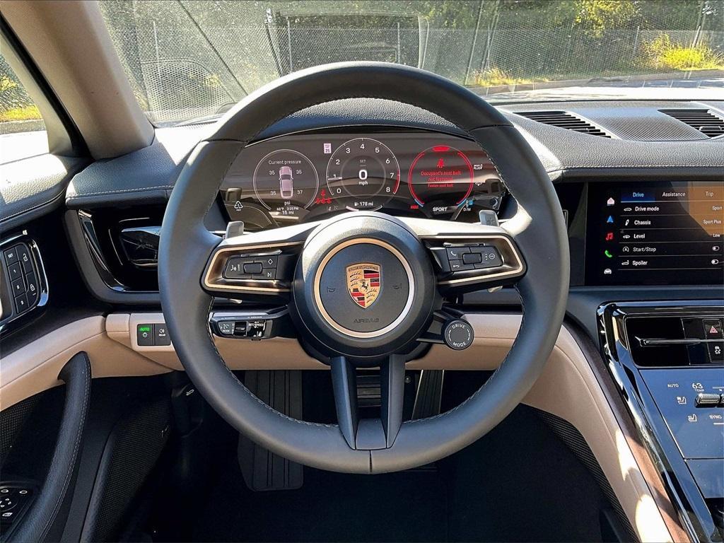 new 2026 Porsche Panamera car