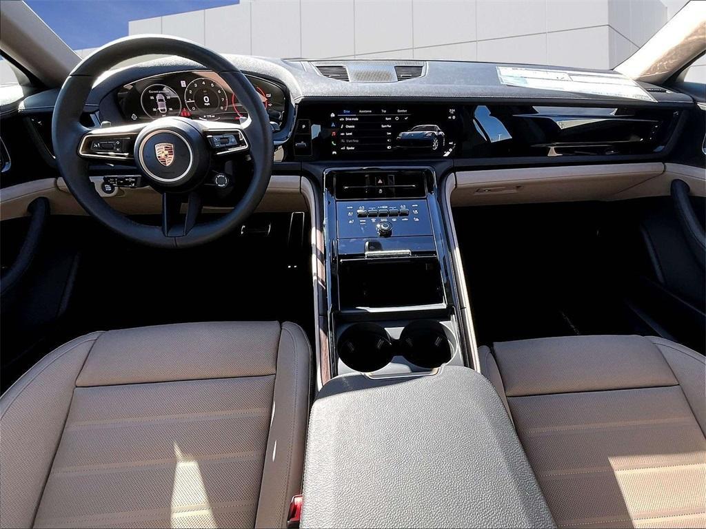 new 2026 Porsche Panamera car