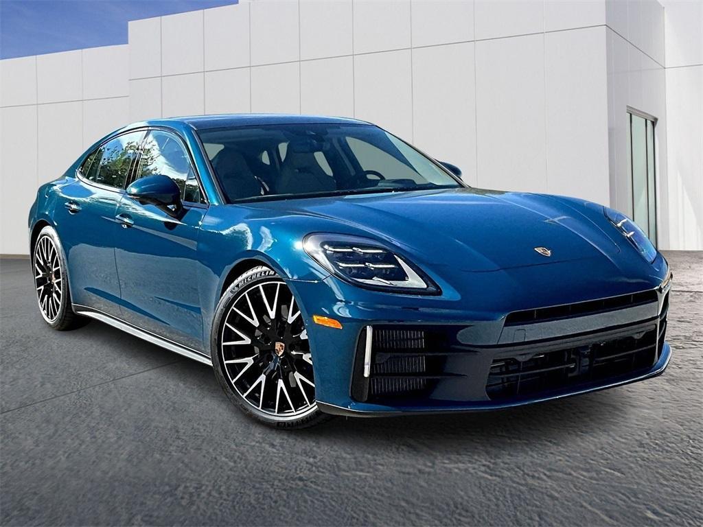 new 2026 Porsche Panamera car