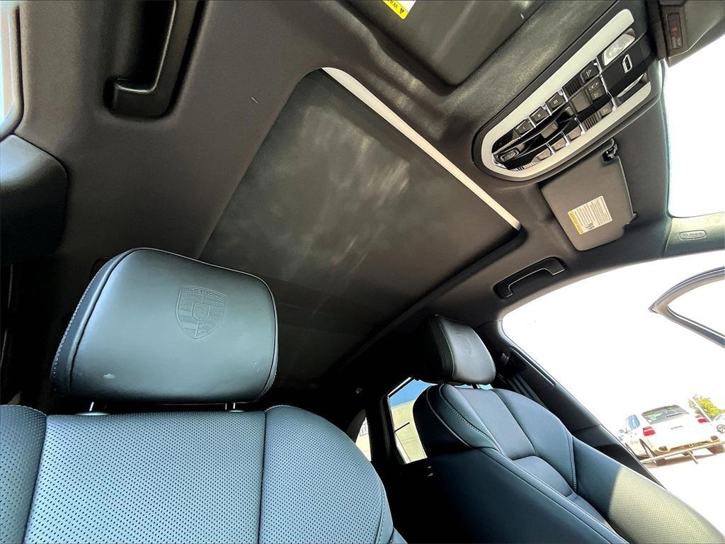 new 2026 Porsche Macan car