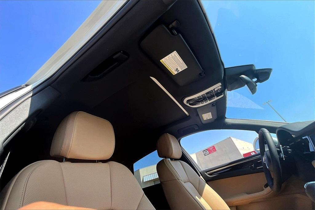 new 2026 Porsche Macan car