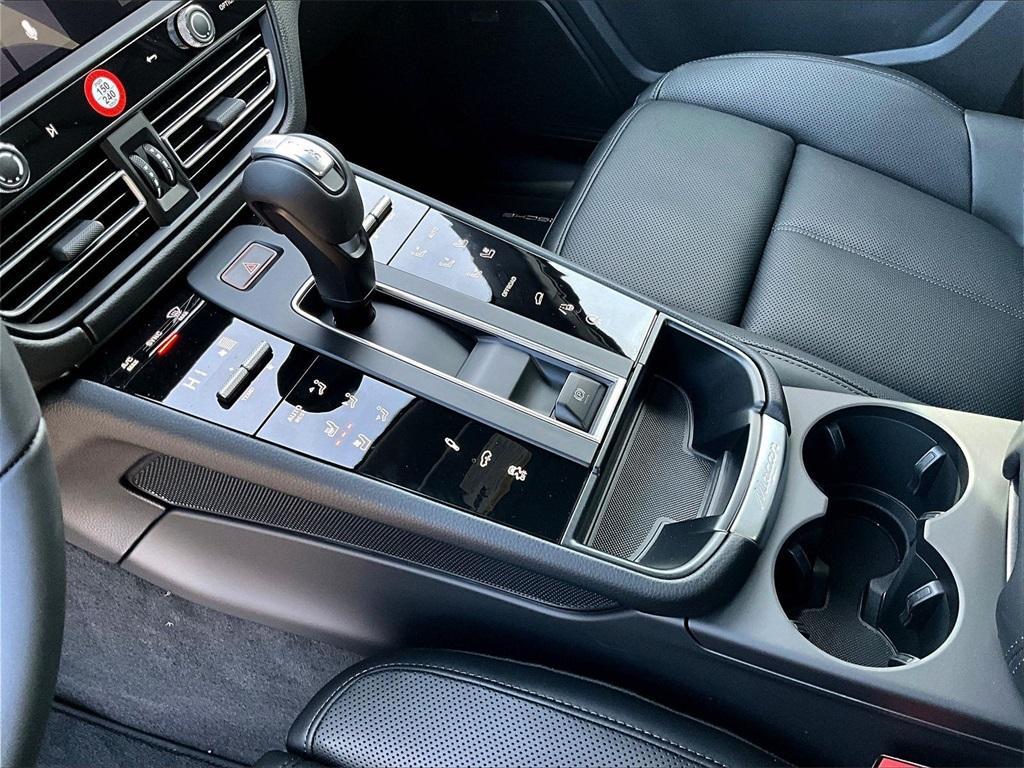 new 2026 Porsche Macan car