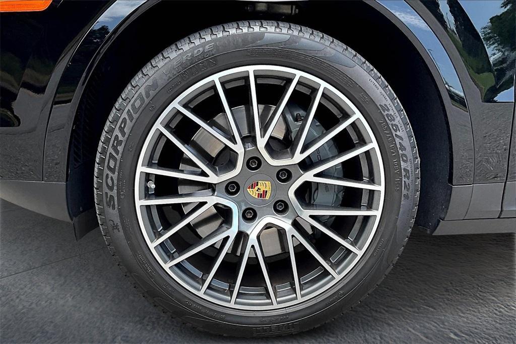 used 2023 Porsche Cayenne car, priced at $86,978