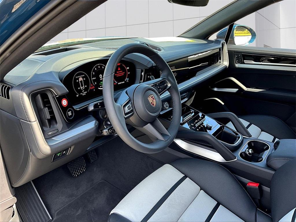 new 2026 Porsche Cayenne car