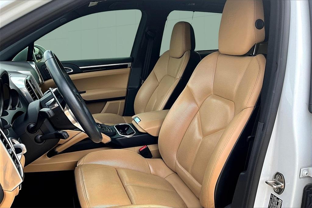used 2017 Porsche Cayenne car, priced at $33,997