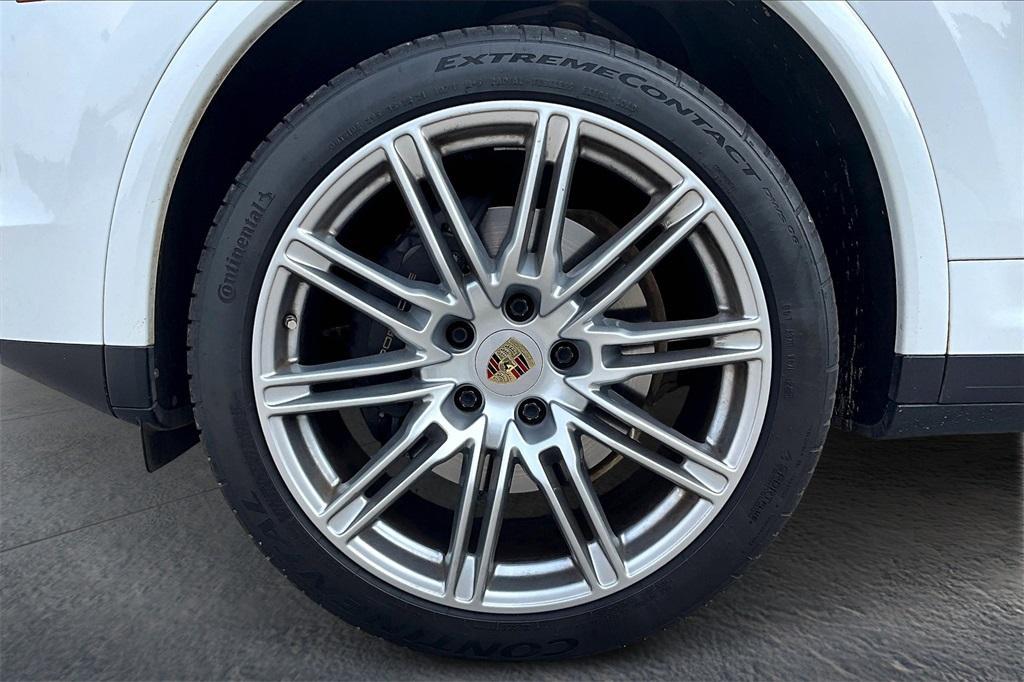 used 2017 Porsche Cayenne car, priced at $33,997