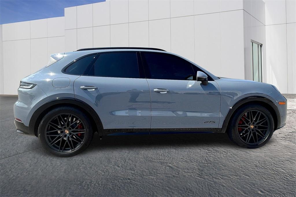 new 2025 Porsche Cayenne car