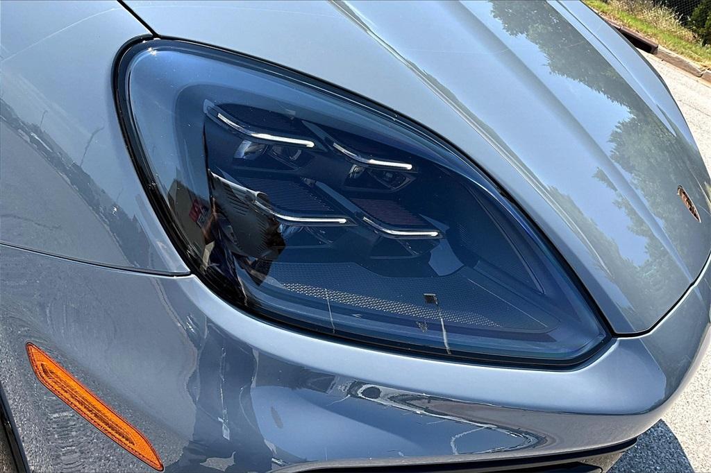 new 2025 Porsche Cayenne car