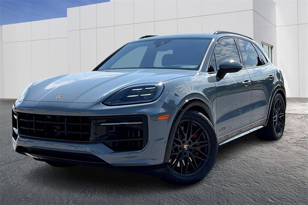 new 2025 Porsche Cayenne car