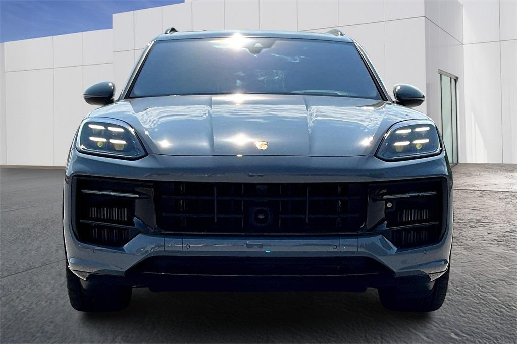 new 2025 Porsche Cayenne car