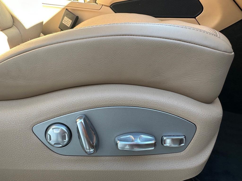 used 2020 Porsche Macan car, priced at $46,859