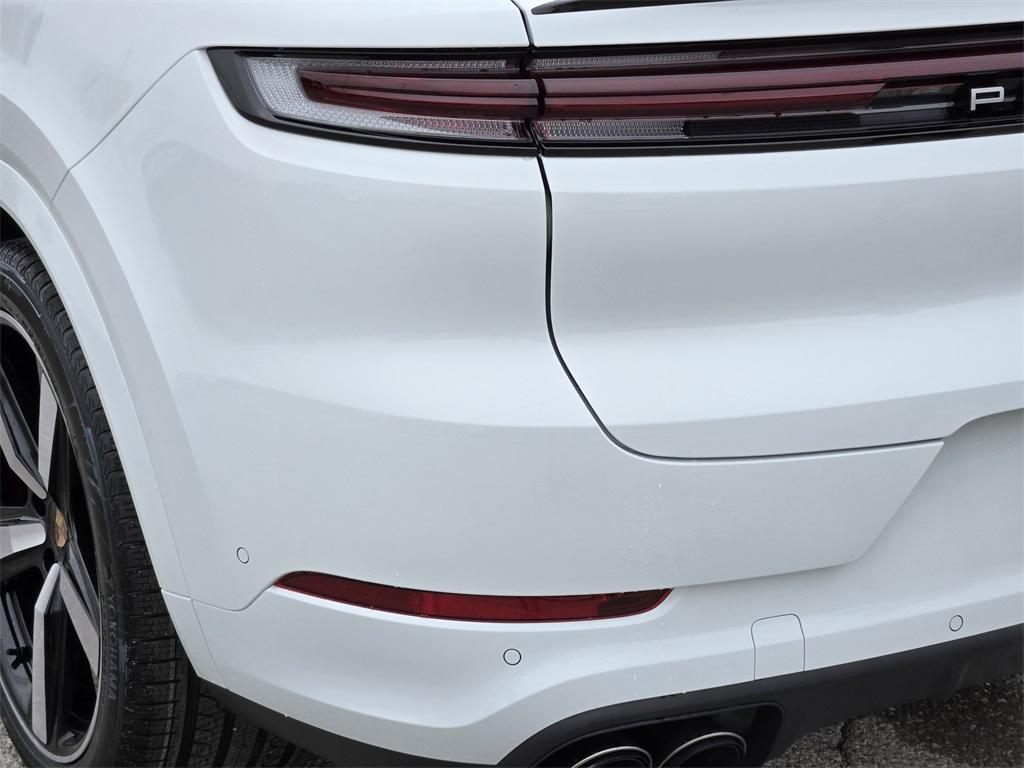 new 2025 Porsche Cayenne car, priced at $142,635