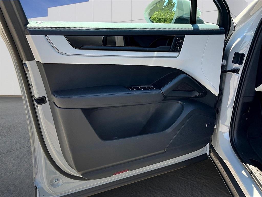 new 2025 Porsche Cayenne car, priced at $146,785
