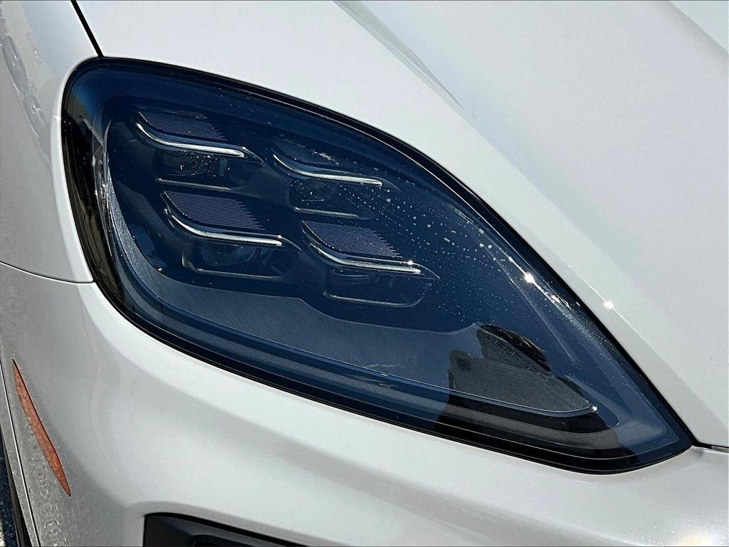 new 2025 Porsche Cayenne car, priced at $146,785